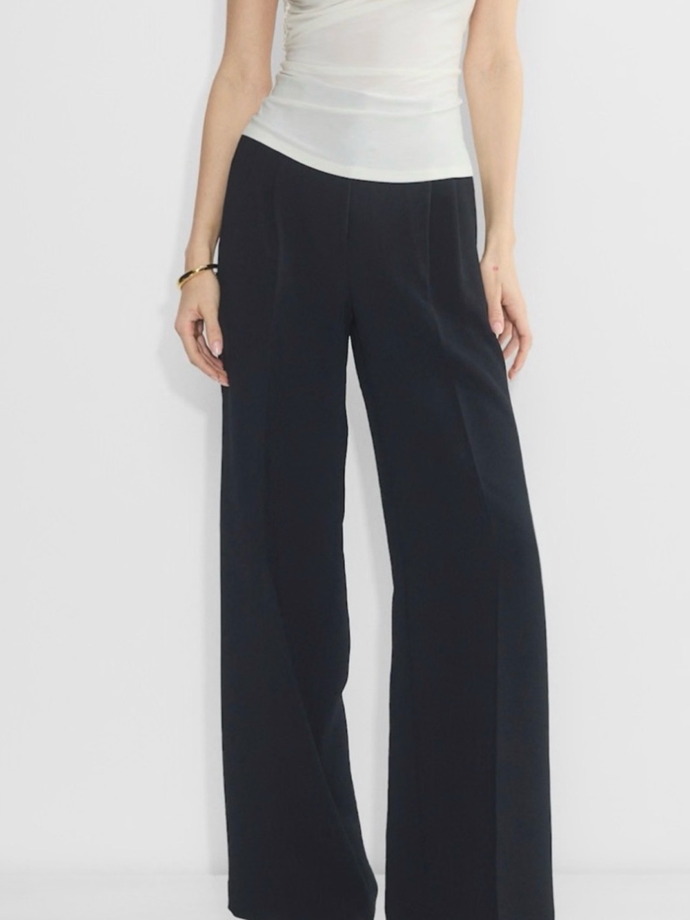 Aritzia the Effortless Wide-Leg Black Dress Pants for Women